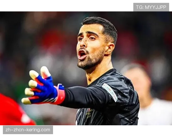 点球噩梦重现：波尔图门将科斯塔两次扑点，却仍难挽败局